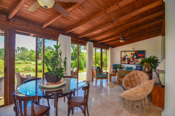 Golf-Villa-lake-view (21)