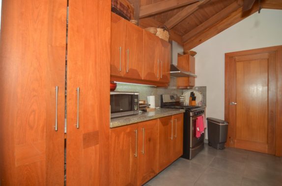Golf-Villa-lake-view (25)